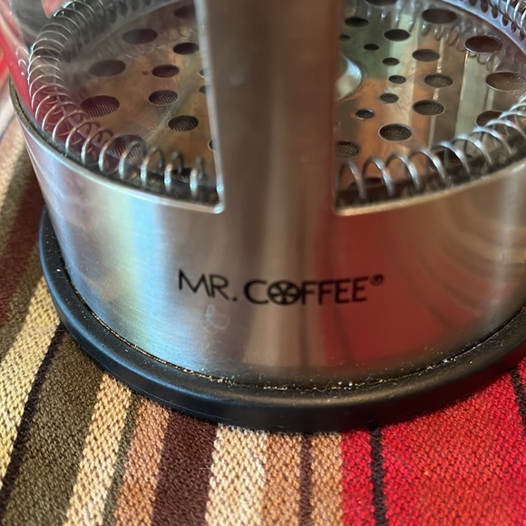 Mr. Coffee French Coffee Press 38oz Modern Design Easy to Clean - Picture 3 of 8